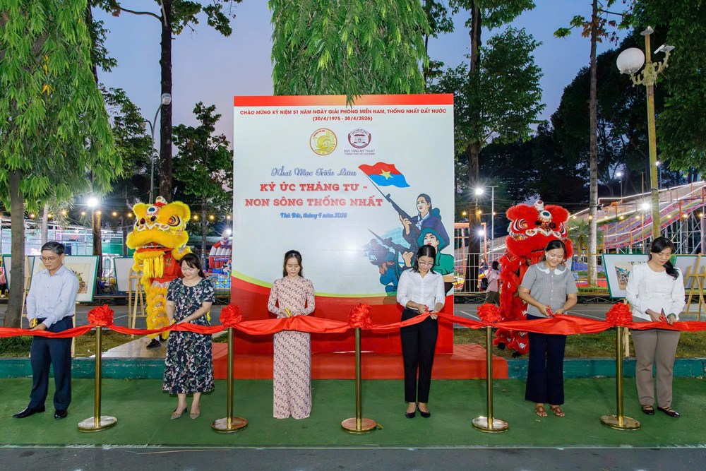 Triển lãm ký họa kháng chiến “Ký ức tháng Tư - Non sông thống nhất”  - ảnh 1