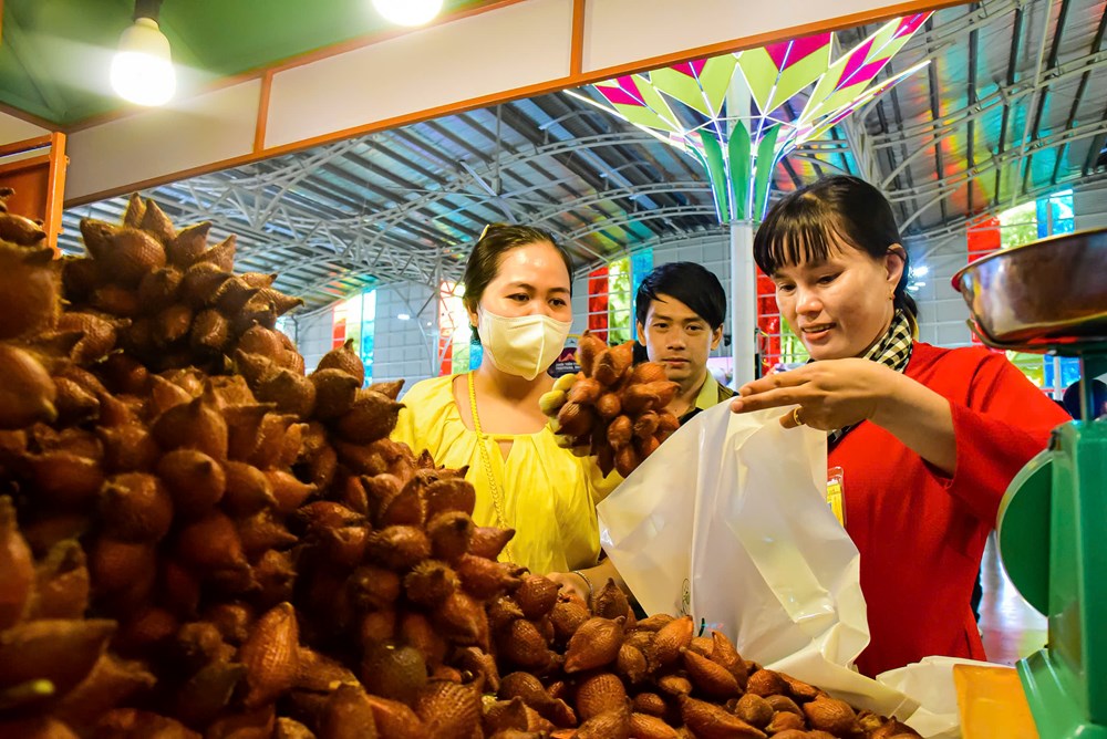 Lễ hội trái cây Nam Bộ 2026 thu hút đông đảo du khách - ảnh 2