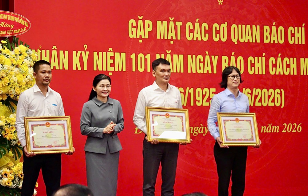 Báo chí đồng hành cùng thành phố Đồng Nai xây dựng và phát triển - ảnh 3