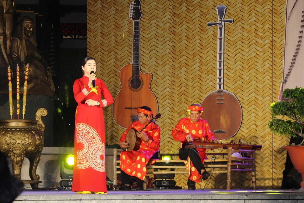 11 đội thi hội ngộ tại Liên hoan Đờn ca tài tử - Cải lương Nam Bộ phường Tăng Nhơn Phú - ảnh 4