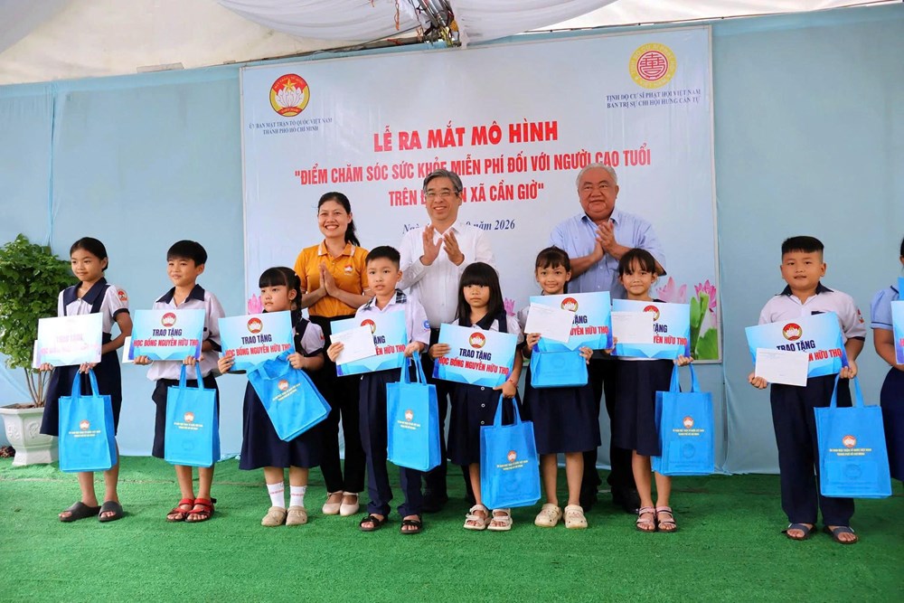 Cần Giờ ra mắt điểm chăm sóc sức khỏe miễn phí cho người cao tuổi - ảnh 4