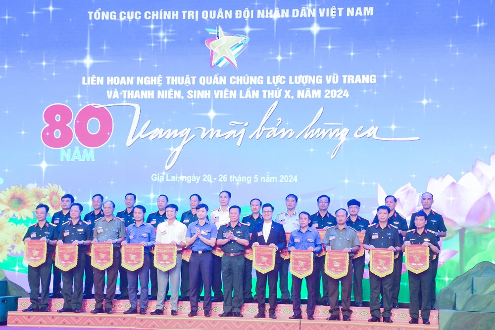 Khai mạc Liên hoan Nghệ thuật quần chúng lực lượng vũ trang và thanh niên, sinh viên - ảnh 3