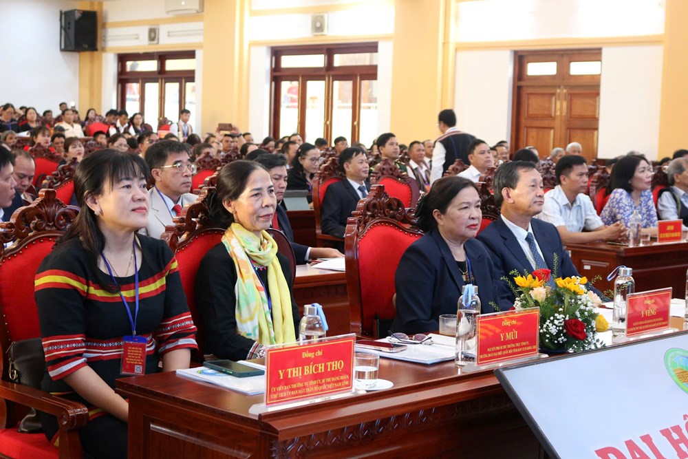 Các dân tộc tỉnh Kon Tum đoàn kết, đổi mới, sáng tạo, phát huy lợi thế, tiềm năng, hội nhập và phát triển bền vững - ảnh 2