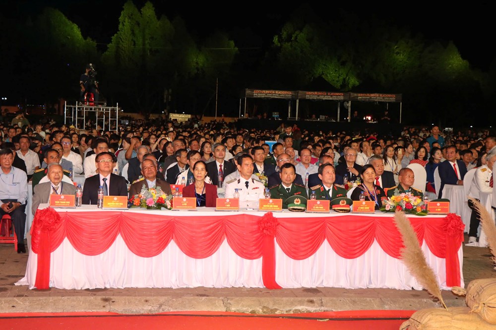 Kon Tum long trọng kỷ niệm 50 năm Ngày giải phóng - ảnh 3