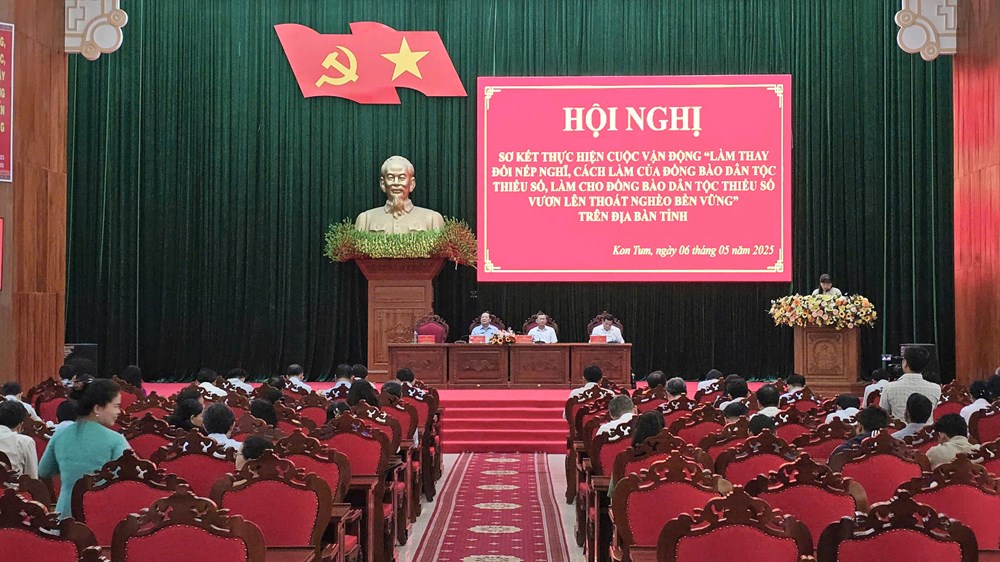 Thay đổi nếp nghĩ, làm cho đồng bào DTTS vươn lên thoát nghèo - ảnh 1