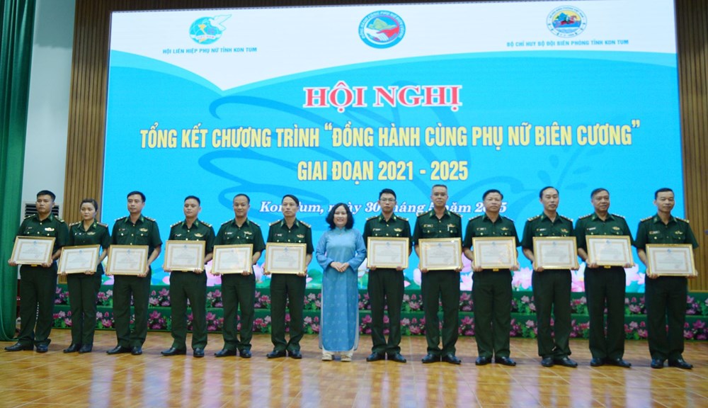 Những cách làm sáng tạo hỗ trợ phụ nữ Kon Tum vươn lên thoát nghèo - ảnh 6