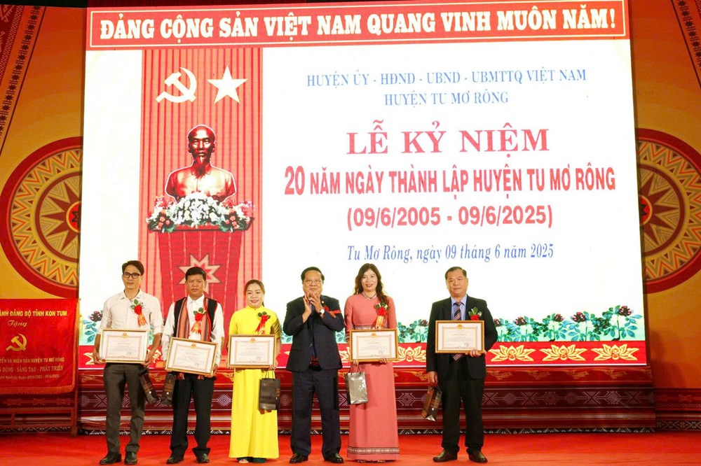 Hành trình 20 năm kiến tạo bản sắc và phát triển bền vững của huyện Tu Mơ Rông - ảnh 6