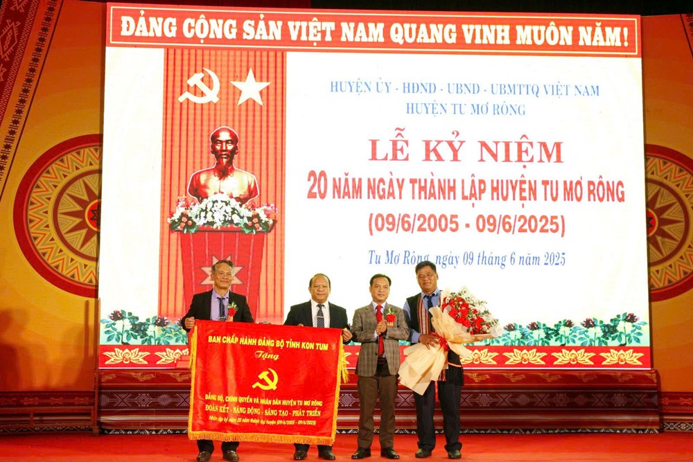 Hành trình 20 năm kiến tạo bản sắc và phát triển bền vững của huyện Tu Mơ Rông - ảnh 5