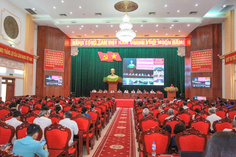 Phó Chủ tịch Quốc hội Trần Quang Phương tiếp xúc cử tri tại Quảng Ngãi - ảnh 1