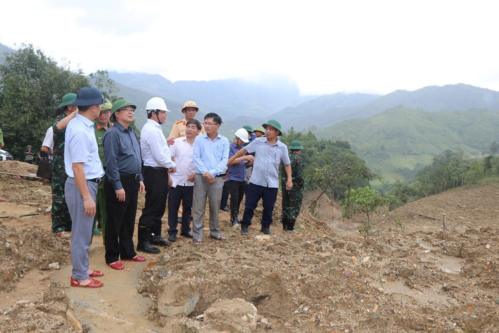 Quảng Ngãi khánh thành “Tuyến đường Quân – Dân” mở lối vào 5 thôn bị cô lập - ảnh 2