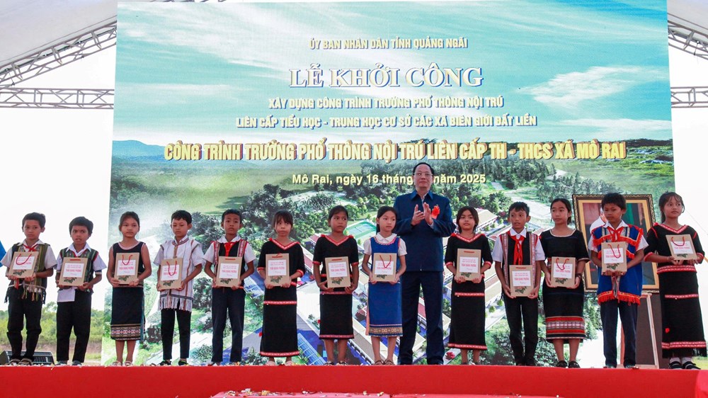 Khởi công xây dựng các trường Phổ thông Nội trú liên cấp tại 4 xã biên giới tỉnh Quảng Ngãi - ảnh 2