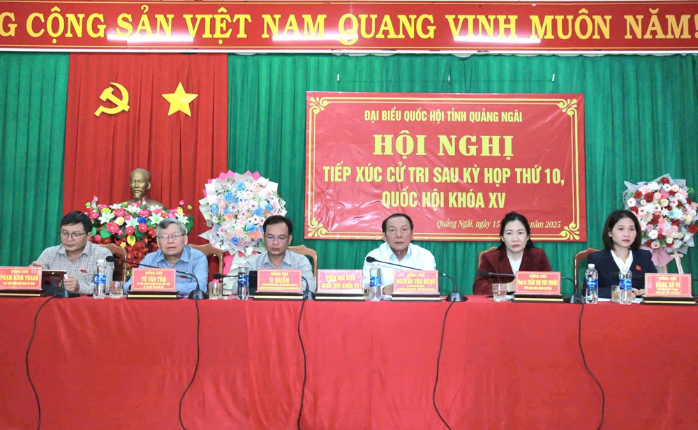 Bộ trưởng Nguyễn Văn Hùng gợi mở xây dựng “Trạm dừng sinh thái, văn hóa và trải nghiệm” tại xã Đăk Rve - ảnh 2