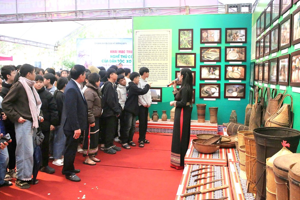 Trưng bày và trải nghiệm nghề thủ công truyền thống của dân tộc Xơ Đăng tại Măng Đen - ảnh 2