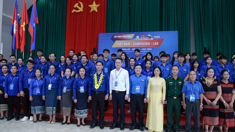 Lan tỏa bản sắc văn hóa ngã ba Đông Dương, thắt chặt giao lưu thanh niên Việt Nam - Lào - Campuchia - ảnh 6