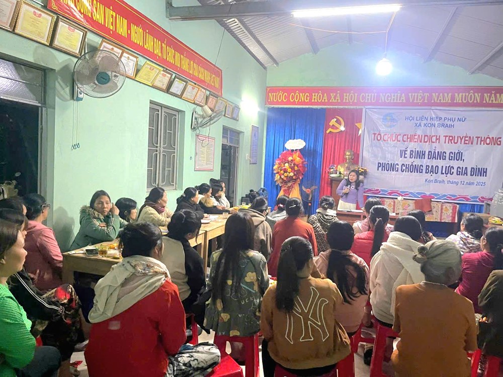 Lan tỏa thông điệp bình đẳng giới từ hội thi sân khấu hóa ở xã Kon Braih - ảnh 4