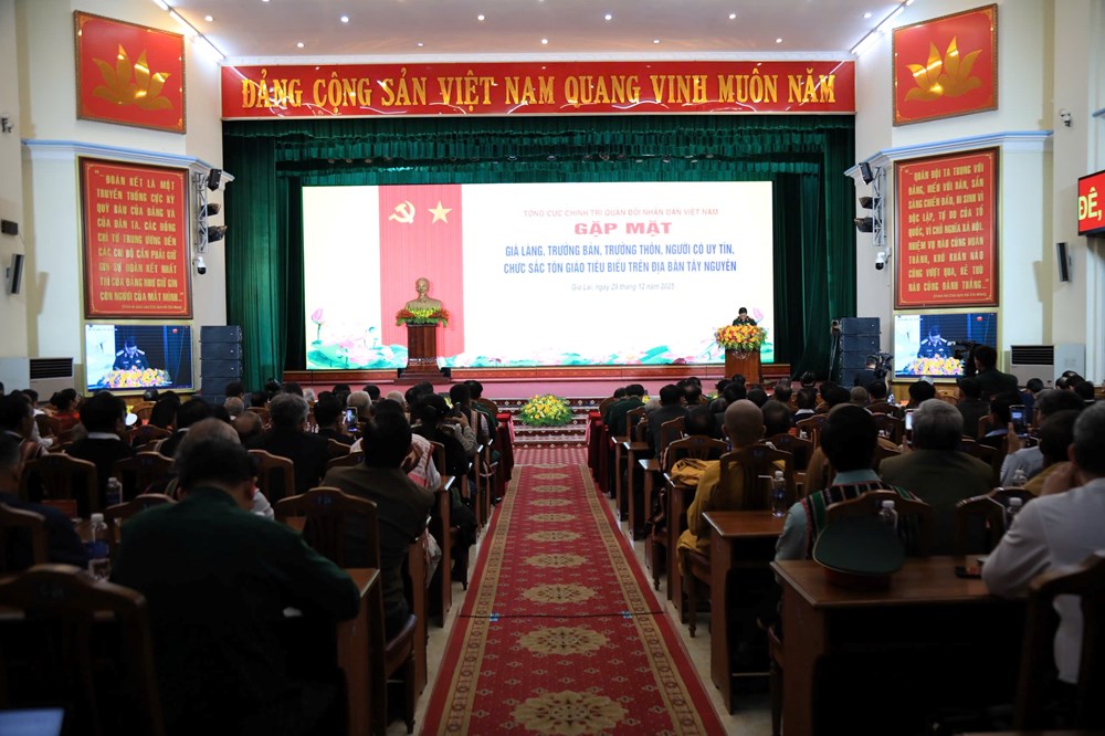 Phát huy vai trò “điểm tựa tinh thần” của già làng, người có uy tín Tây Nguyên - ảnh 1