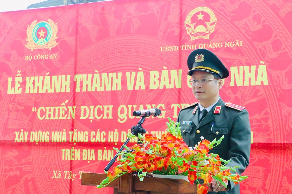 Công an Quảng Ngãi hoàn thành Chiến dịch Quang Trung, hồi sinh những mái nhà sau lũ - ảnh 4