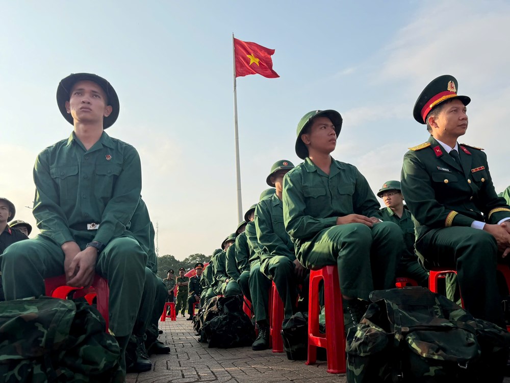 Gần 5.450 thanh niên Đắk Lắk tự hào khoác ba lô lên đường bảo vệ Tổ quốc - ảnh 2
