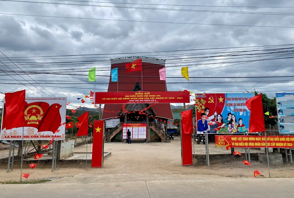 Quảng Ngãi: “Cánh tay nối dài” đưa thông tin bầu cử đến bản làng - ảnh 6