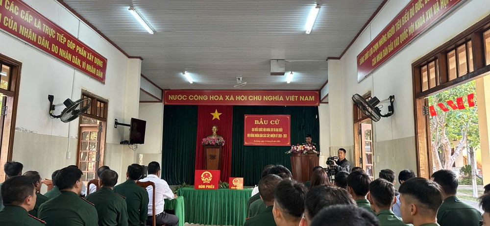 Đắk Lắk: 11 tổ bầu cử hoàn thành việc bỏ phiếu sớm - ảnh 3