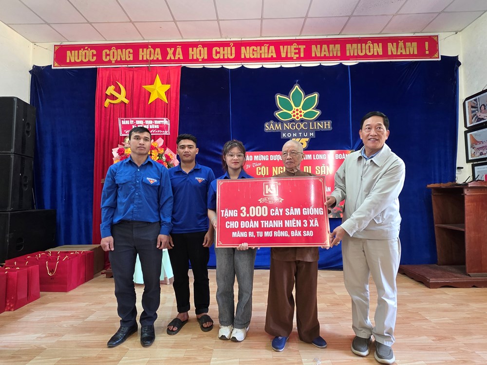 Quảng Ngãi: Trao “vốn quý” sâm Ngọc Linh, tiếp lửa khởi nghiệp cho thanh niên vùng cao - ảnh 3