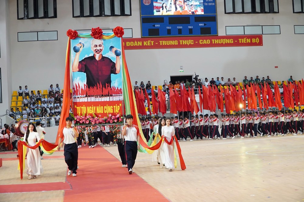Hơn 5.000 vận động viên tranh tài tại Đại hội Thể dục thể thao tỉnh Quảng Ngãi lần thứ I - ảnh 2