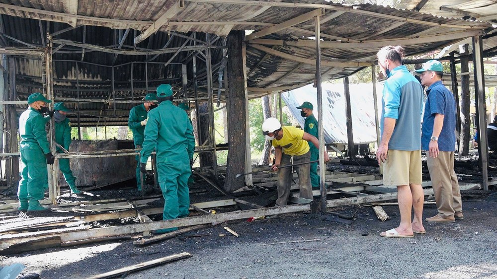 Quảng Ngãi khẩn trương khắc phục vụ cháy tại khu phố đêm Măng Đen - ảnh 3