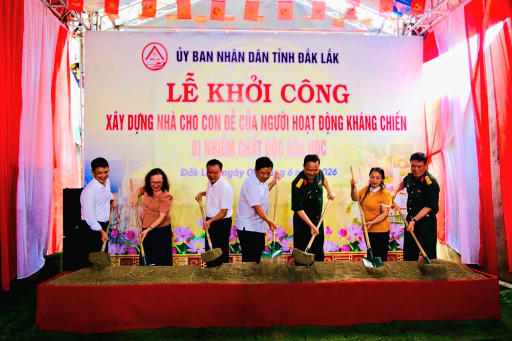 Đắk Lắk: Xây dựng, sửa chữa 44 căn nhà tặng con nạn nhân chất độc da cam - ảnh 3
