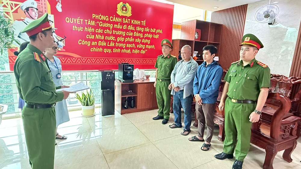 Khởi tố chủ doanh nghiệp kinh doanh hàng giả, gây thất thu thuế hơn 4,3 tỉ đồng - ảnh 1