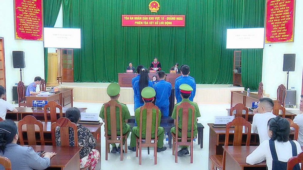 Xét xử lưu động nhóm đối tượng tổ chức sử dụng ma túy tại homestay ở Măng Đen  - ảnh 1