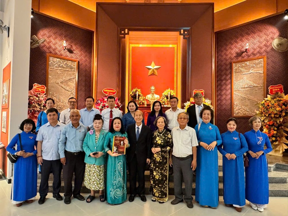 Khai trương không gian trưng bày Nhà lưu niệm Luật sư Nguyễn Hữu Thọ tại Đắk Lắk - ảnh 3