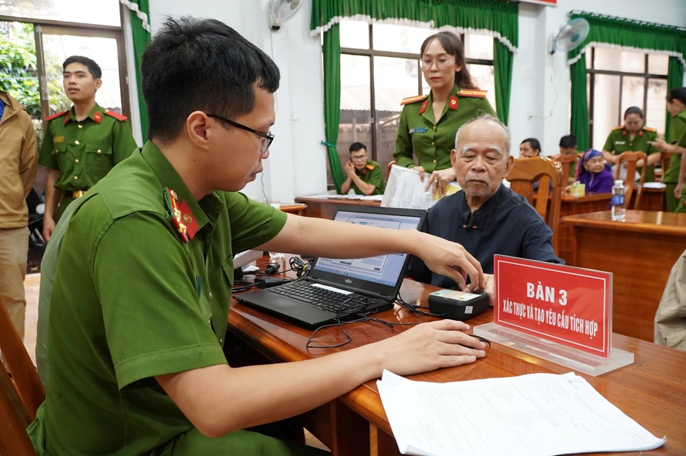 Chiến dịch 500 ngày đêm: Thắp sáng hy vọng từ những mẫu ADN - ảnh 4