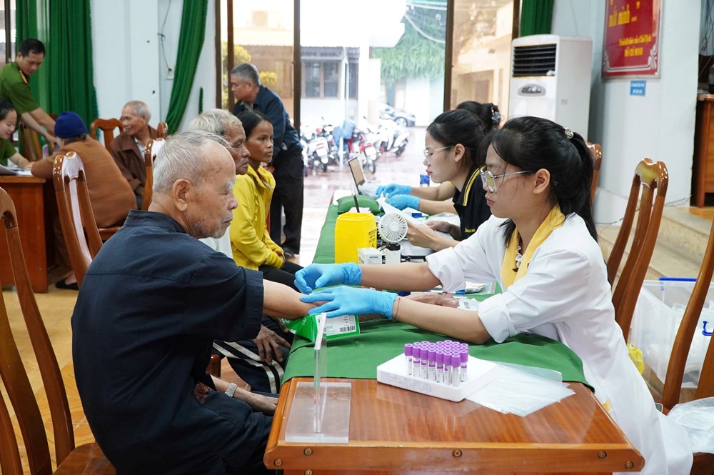 Chiến dịch 500 ngày đêm: Thắp sáng hy vọng từ những mẫu ADN - ảnh 1