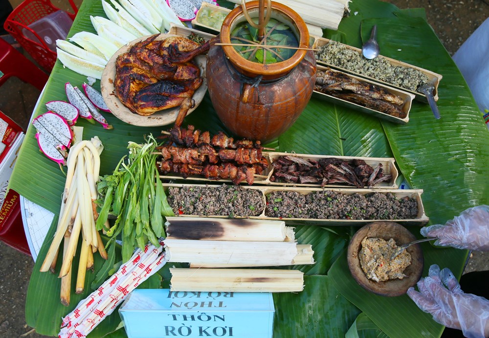 Rờ Kơi rộn ràng ngày hội văn hóa các dân tộc - ảnh 24