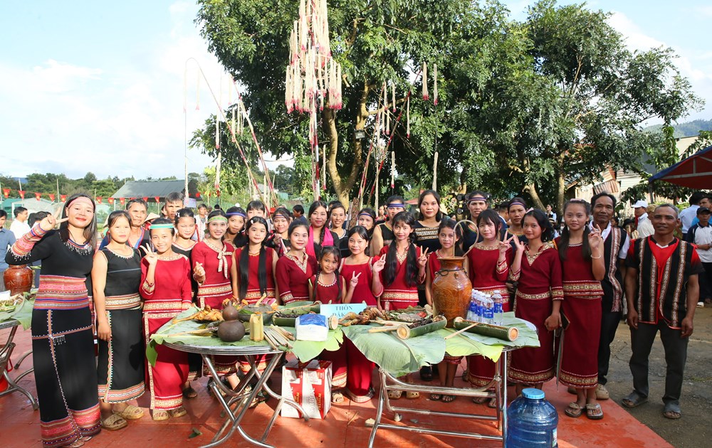 Rờ Kơi rộn ràng ngày hội văn hóa các dân tộc - ảnh 26