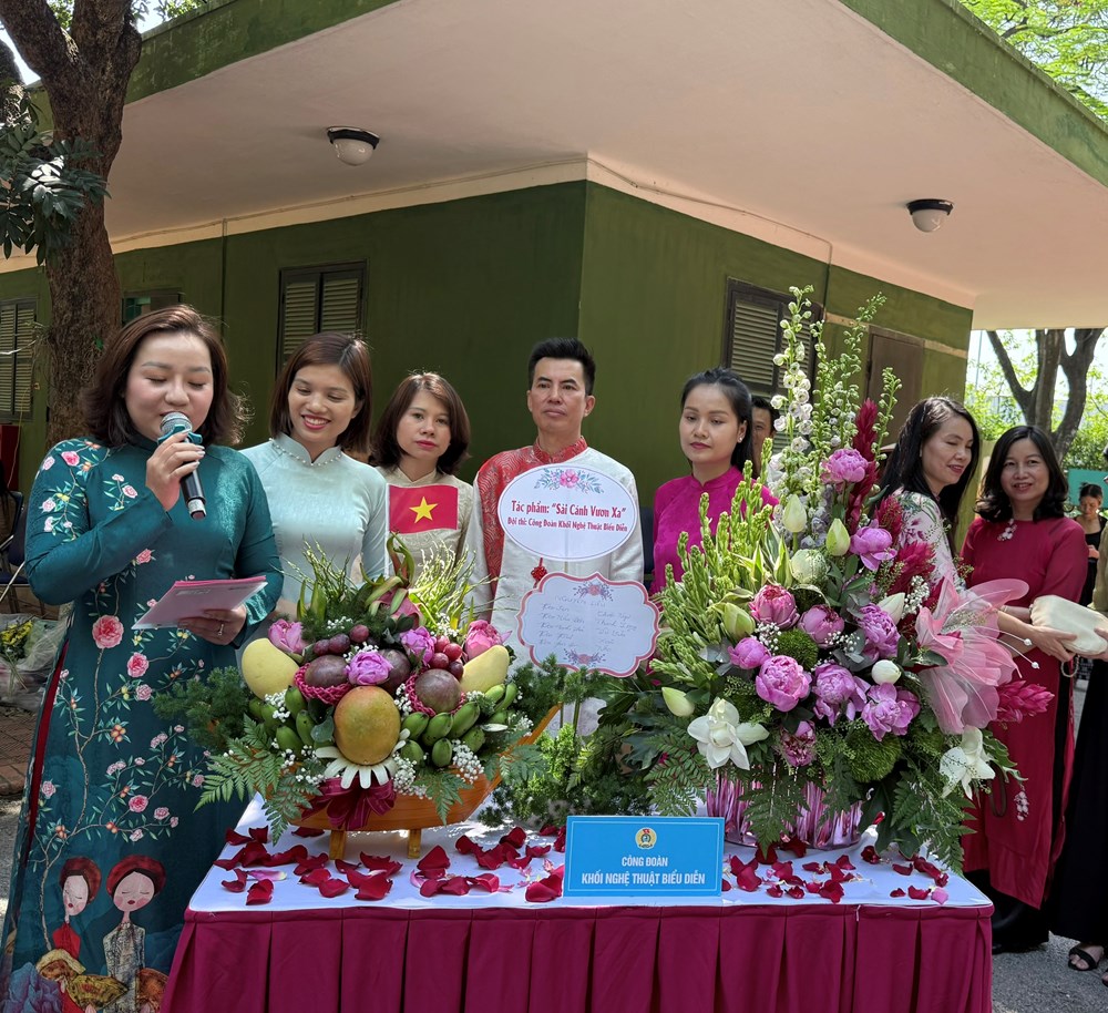 "Niềm tin dâng Bác" - ảnh 10