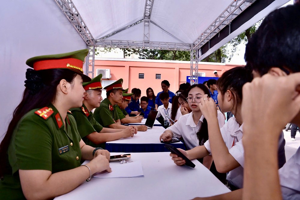 Tiếp nối hành trình cống hiến của thanh niên Thủ đô - ảnh 7
