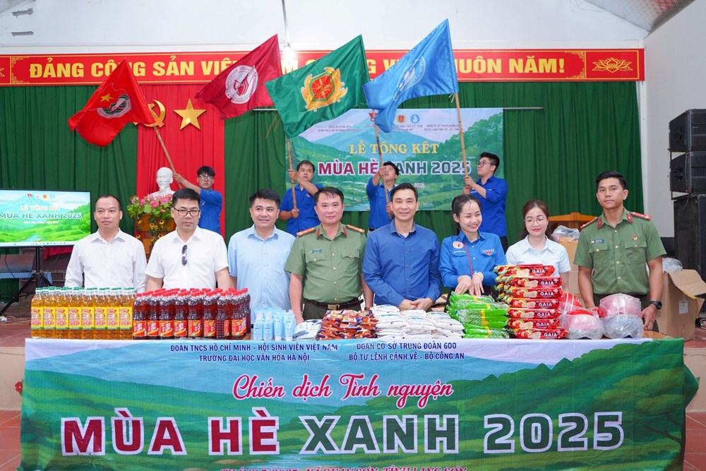 Nhiều hoạt động ý nghĩa hỗ trợ người dân xã Quan Sơn - ảnh 2