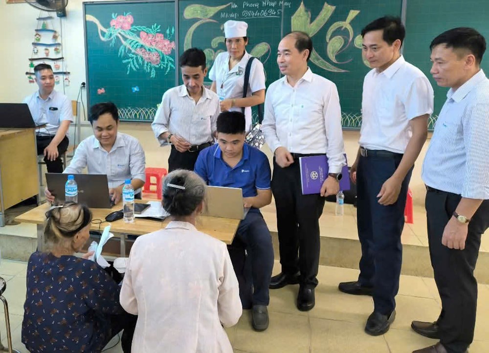 Địa phương đầu tiên trên cả nước khám sức khỏe cho người dân sau khi vận hành chính quyền hai cấp - ảnh 4