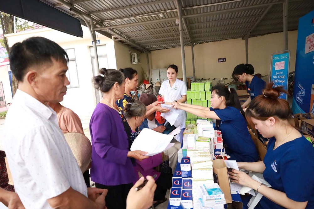 Địa phương đầu tiên trên cả nước khám sức khỏe cho người dân sau khi vận hành chính quyền hai cấp - ảnh 6