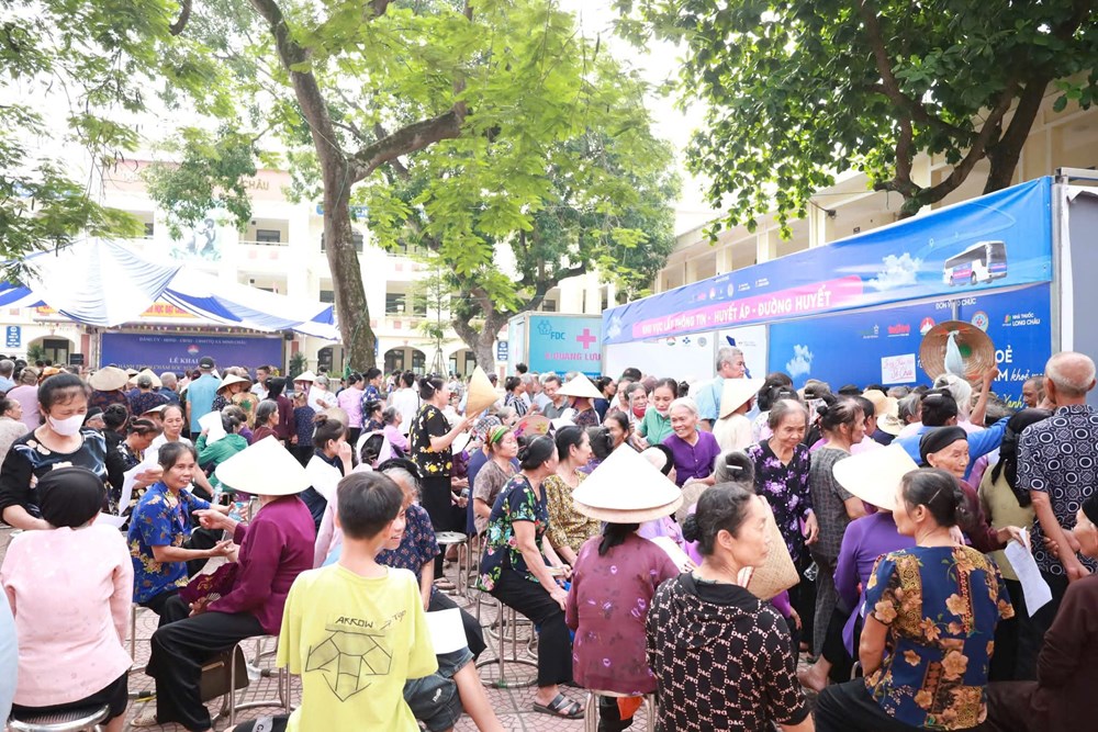 Địa phương đầu tiên trên cả nước khám sức khỏe cho người dân sau khi vận hành chính quyền hai cấp - ảnh 5