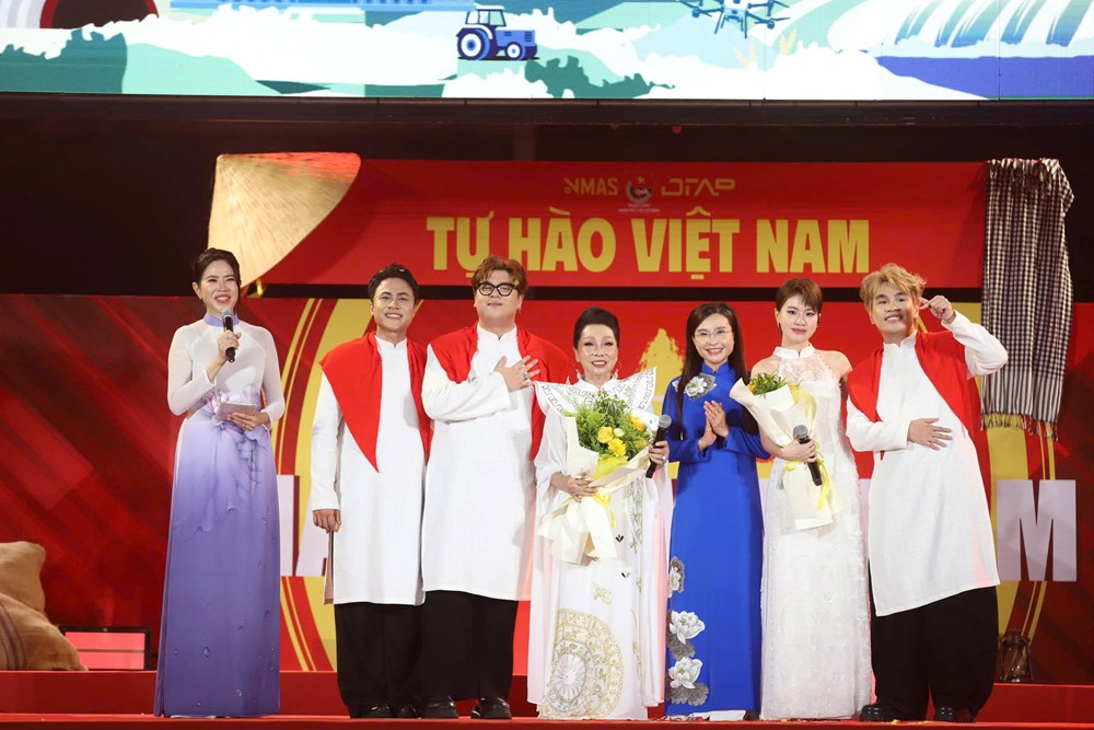 Đa dạng hoạt động với Chiến dịch truyền thông “Tự hào Việt Nam” - ảnh 7