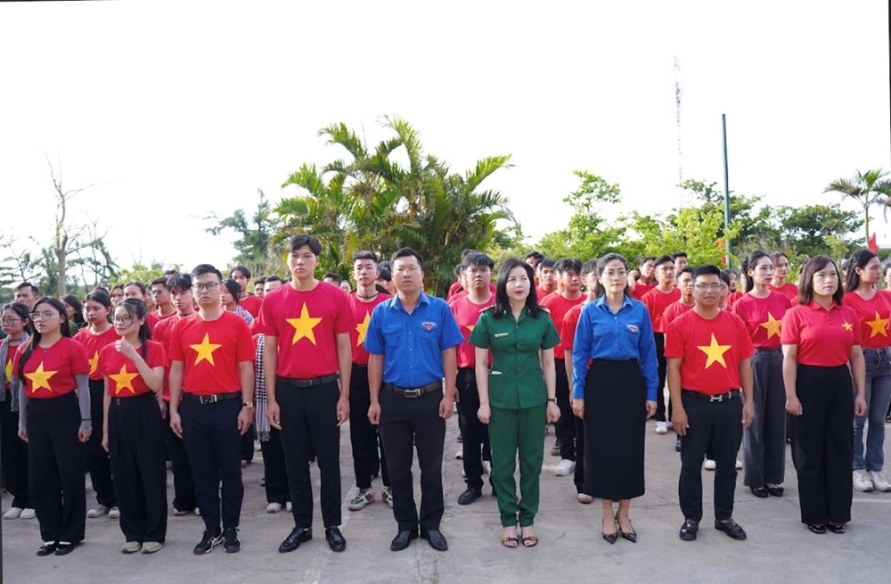 Đoàn thanh niên với Hành trình “Thanh niên, sinh viên với Biển đảo Tổ quốc năm 2025” - ảnh 5
