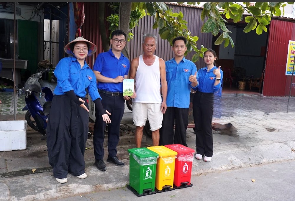 Đoàn thanh niên với Hành trình “Thanh niên, sinh viên với Biển đảo Tổ quốc năm 2025” - ảnh 3