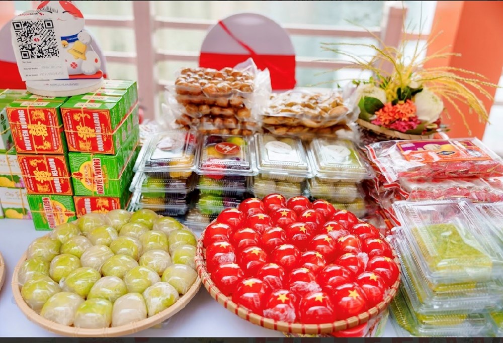 Sắc đỏ Việt Nam - Sắc đỏ Ba Đình - ảnh 11