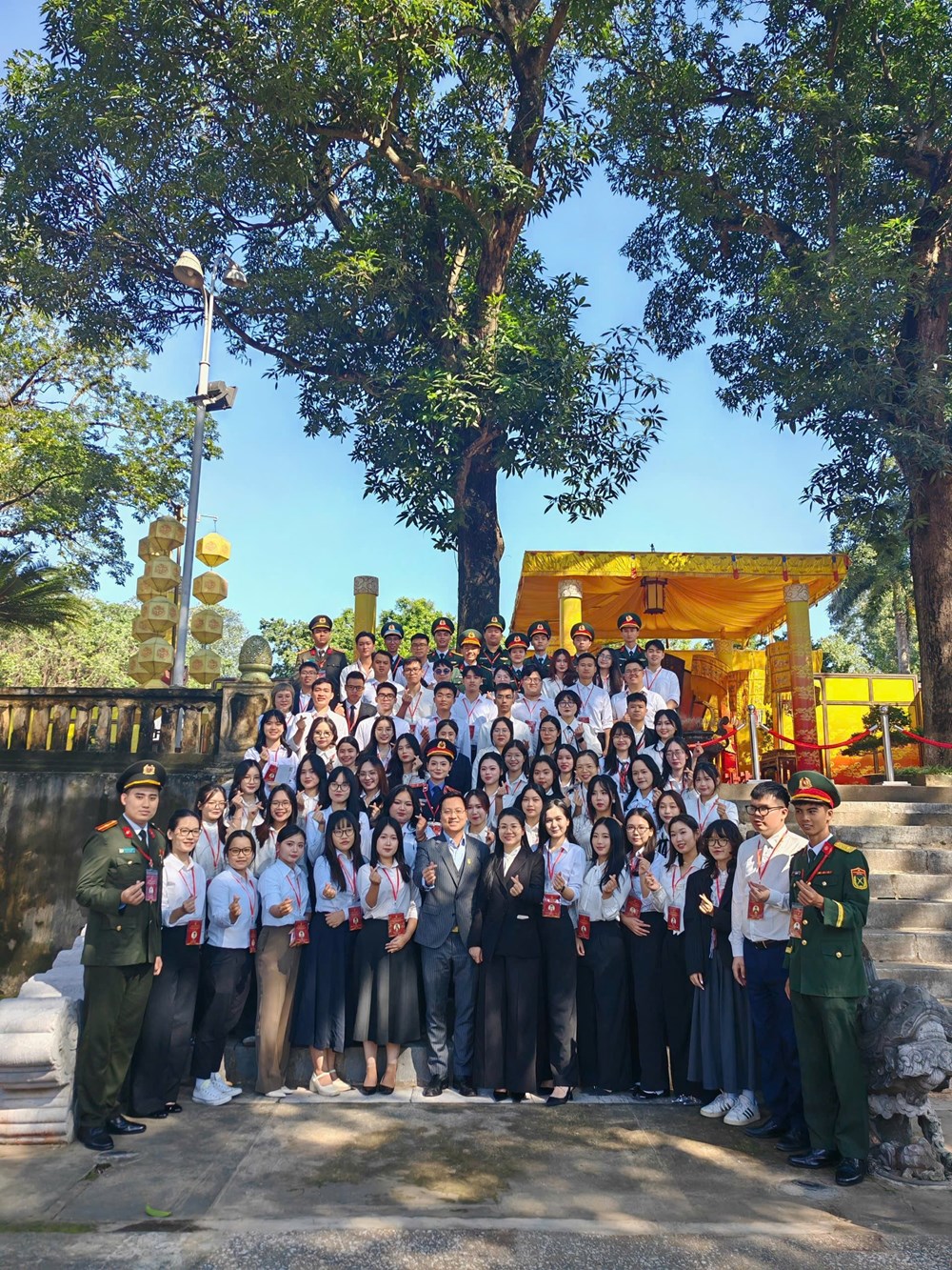 Hà Nội: Vinh danh 95 thủ khoa xuất sắc với thành tích học tập, rèn luyện nổi bật - ảnh 2