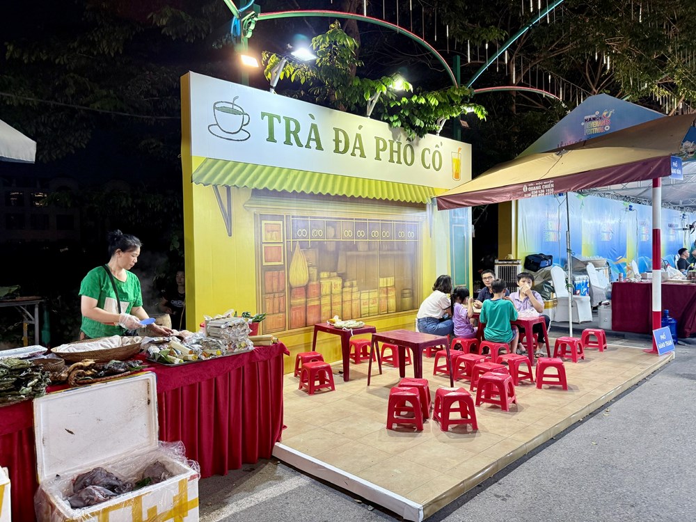 Du lịch Thủ đô năm 2025: Bứt phá ngoạn mục với hơn 33,7 triệu lượt khách - ảnh 2