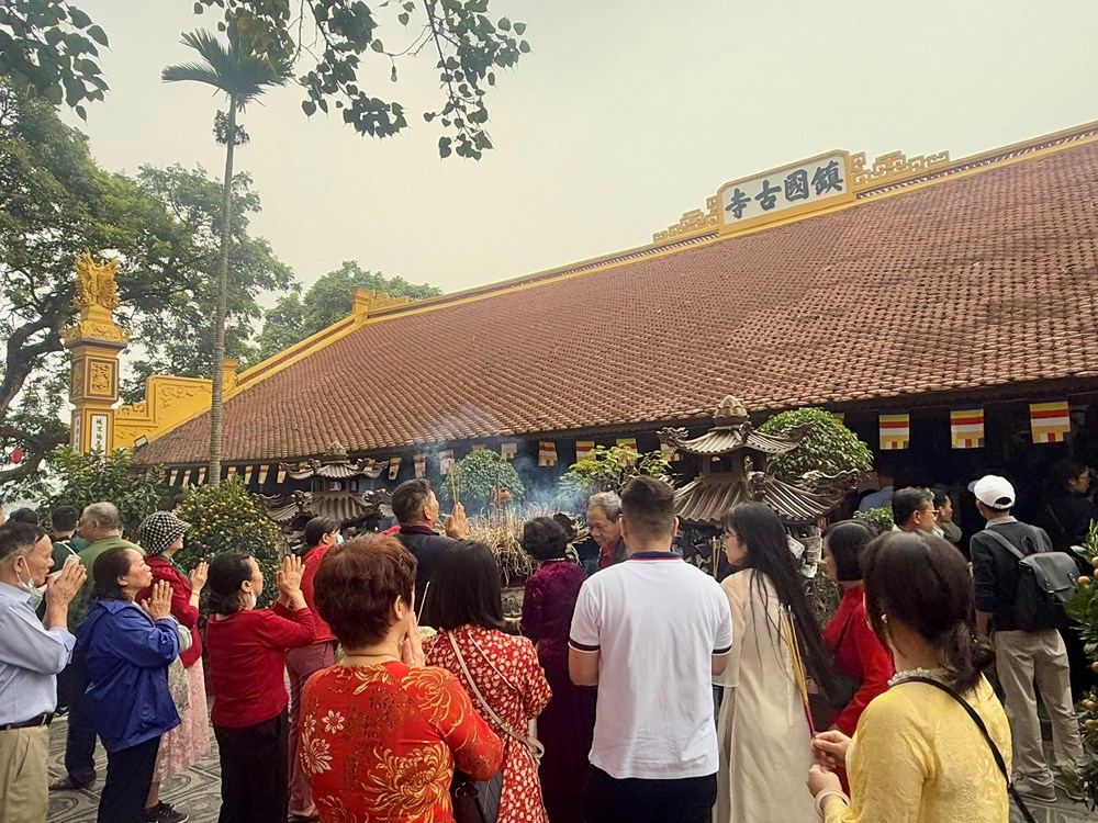 Du lịch Hà Nội khởi sắc rực rỡ: Khách quốc tế tăng đột phá - ảnh 1