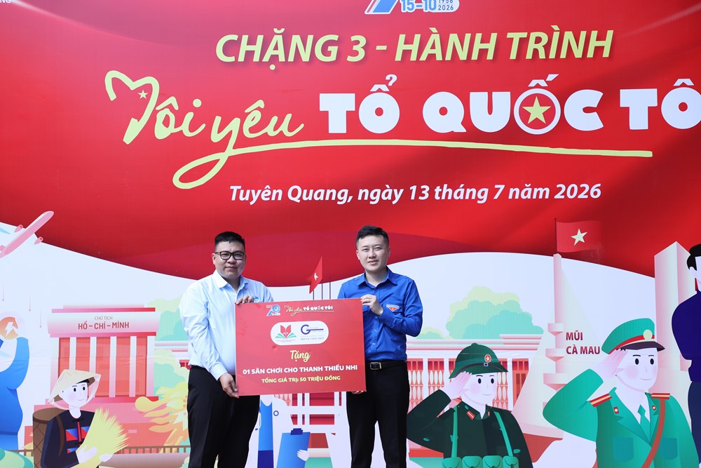 Khởi động chặng 3 Hành trình “Tôi yêu Tổ quốc tôi” tại Cột cờ Lũng Cú - ảnh 12