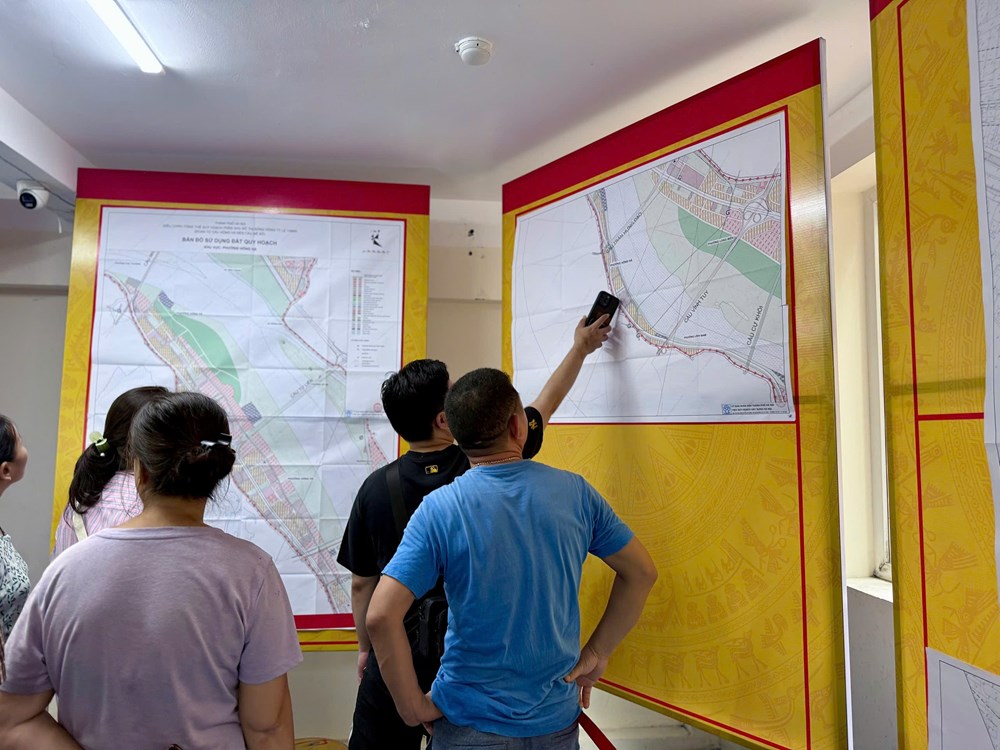 Hà Nội: Đông đảo người dân phường Hồng Hà góp ý Quy hoạch phân khu đô thị sông Hồng - ảnh 16